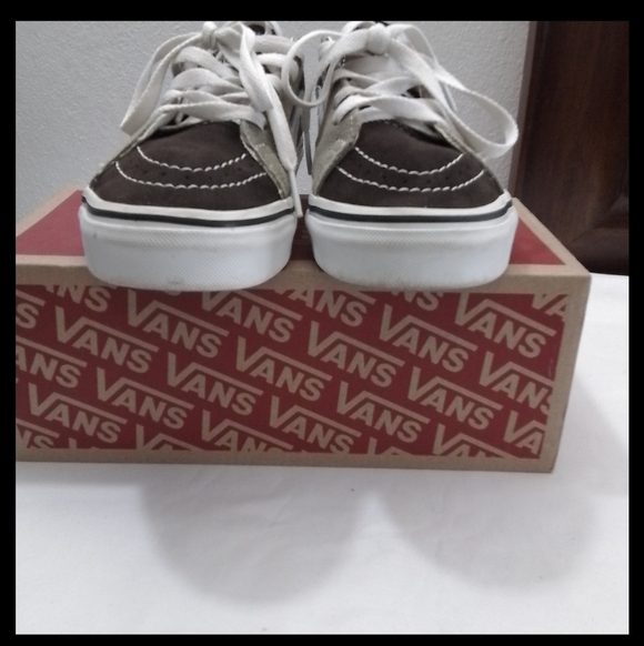 Vans Brown and Tan Sk8 Low. Size 5.5 Women And 4.0 Mens - Picture 6 of 12